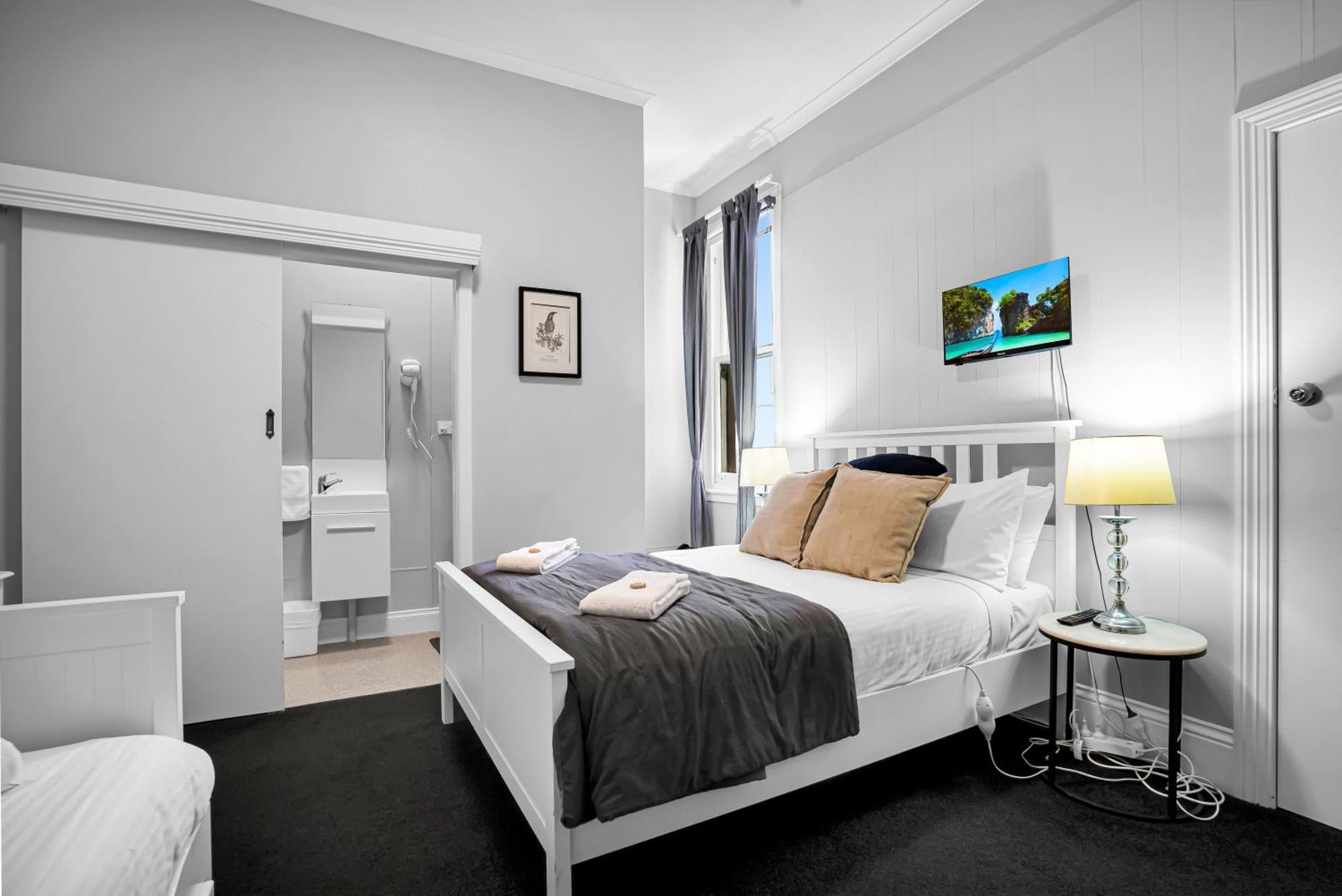 Bischoff Hotel Waratah Esterno foto