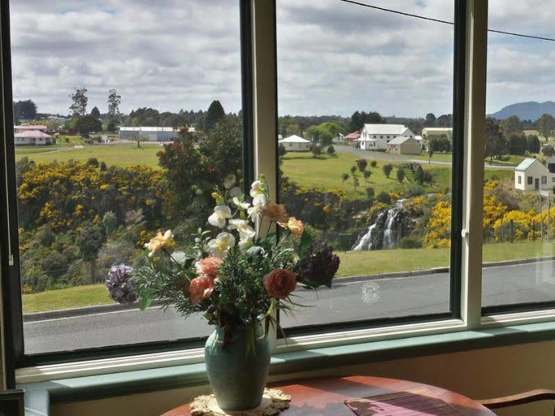 Bischoff Hotel Waratah Esterno foto