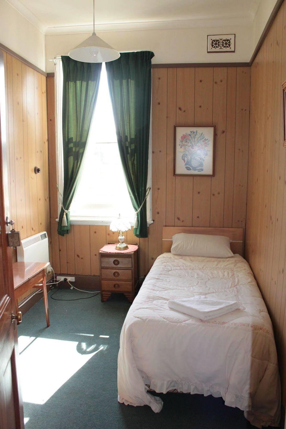 Bischoff Hotel Waratah Esterno foto