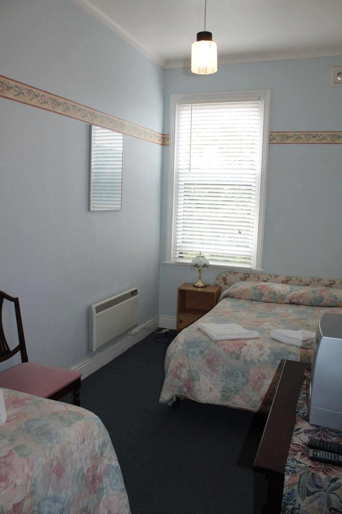 Bischoff Hotel Waratah Esterno foto