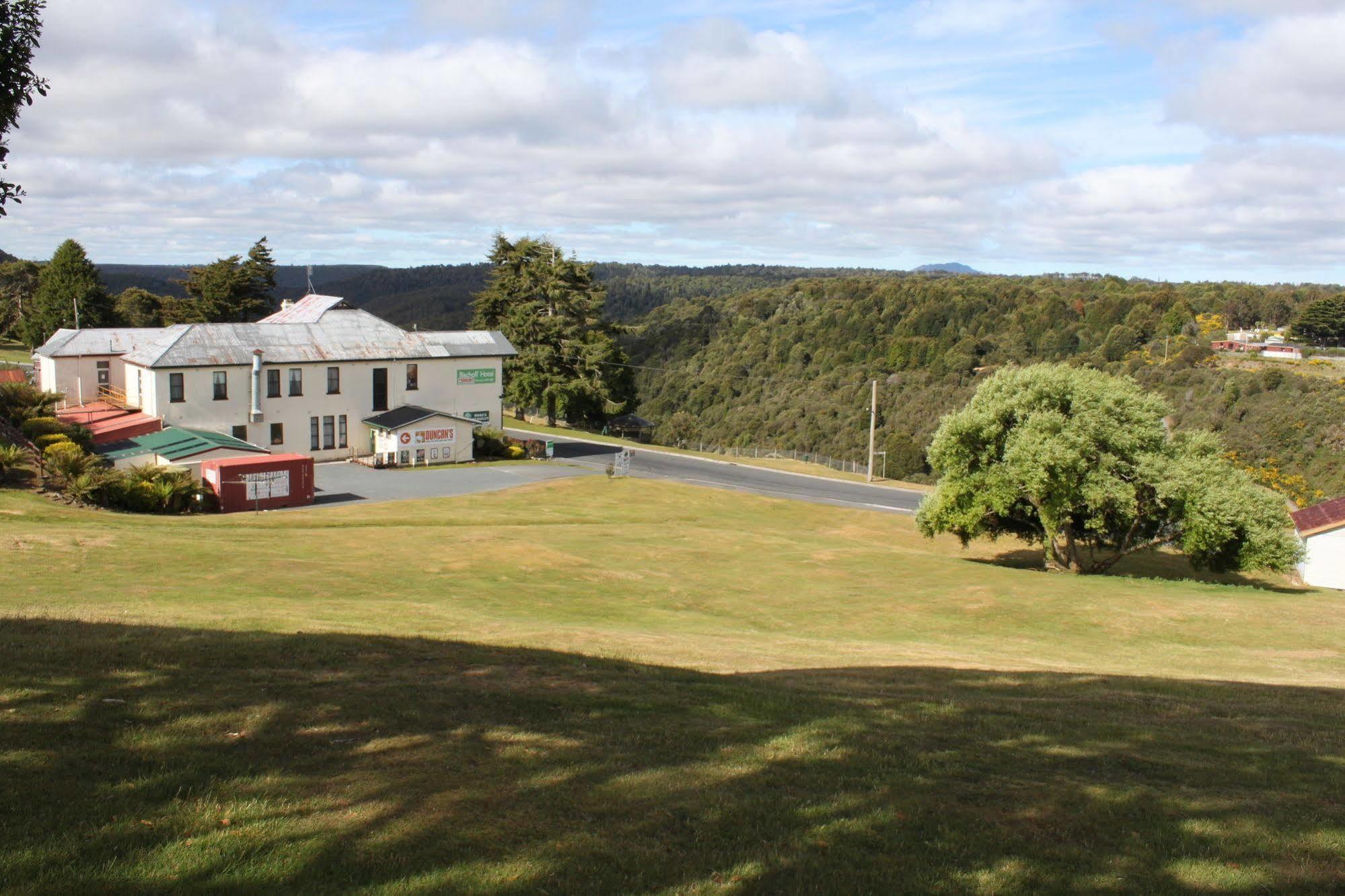 Bischoff Hotel Waratah Esterno foto